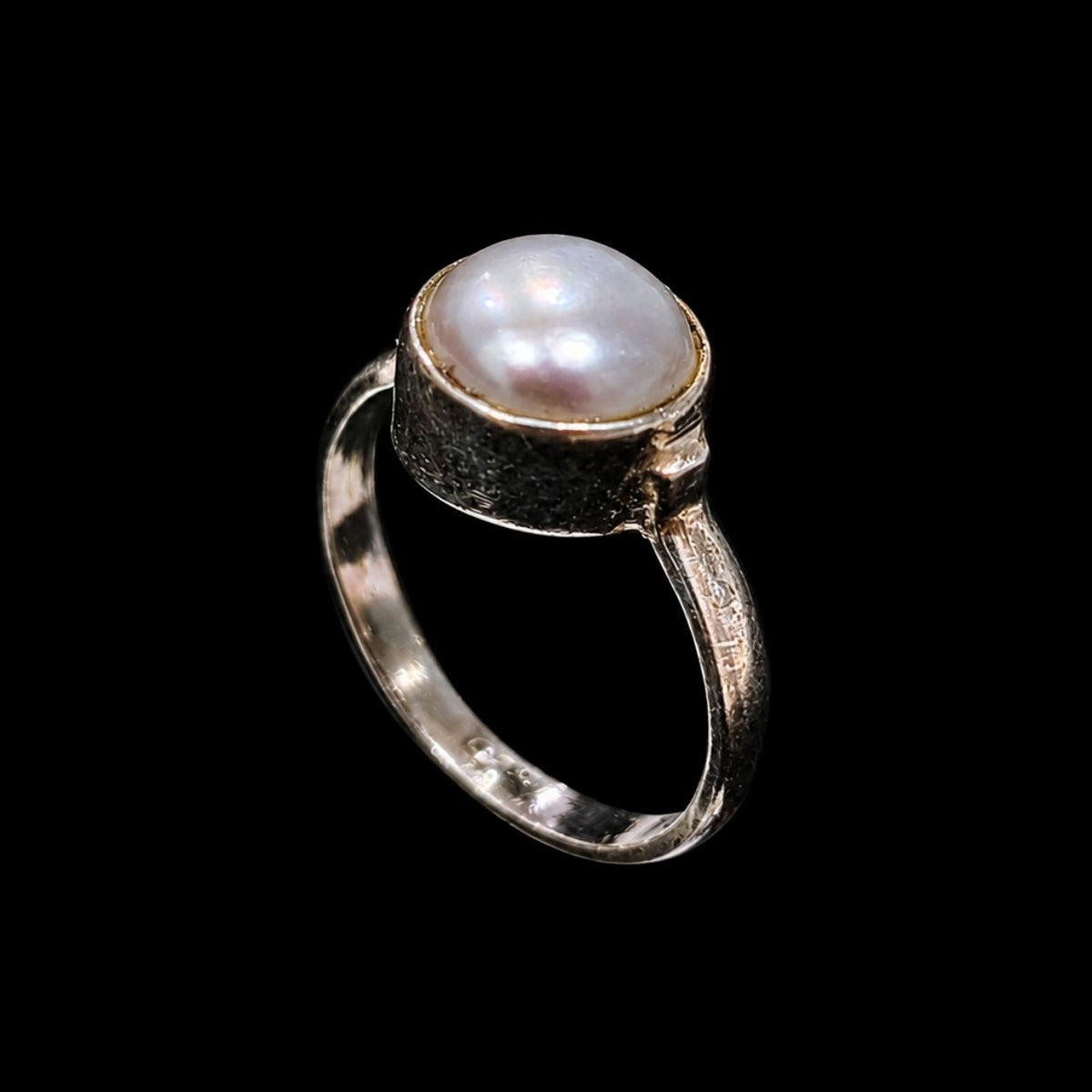 Pearl Ring