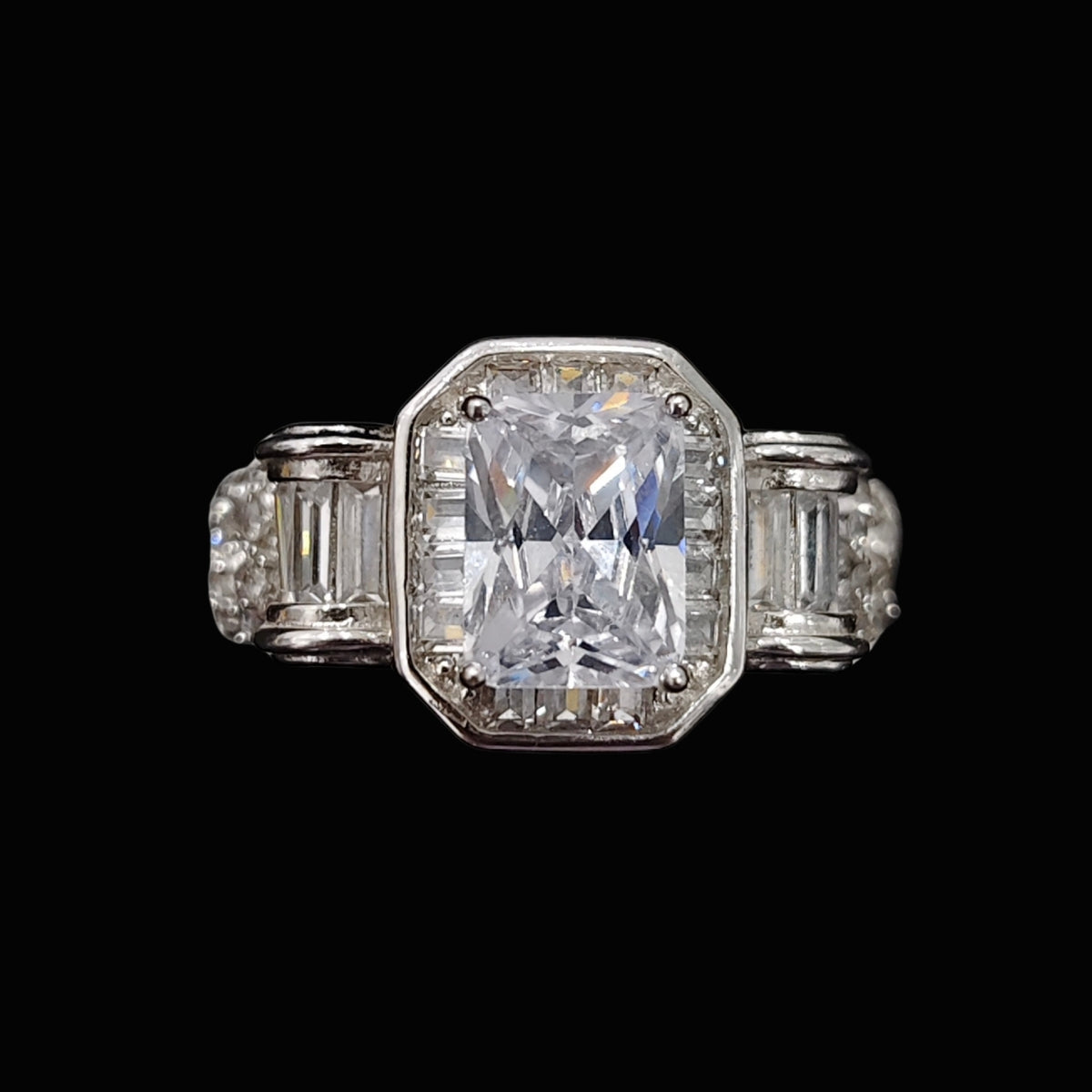 Elegant Silver Ring with CZ Stones