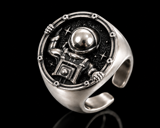 Astronaut Ring
